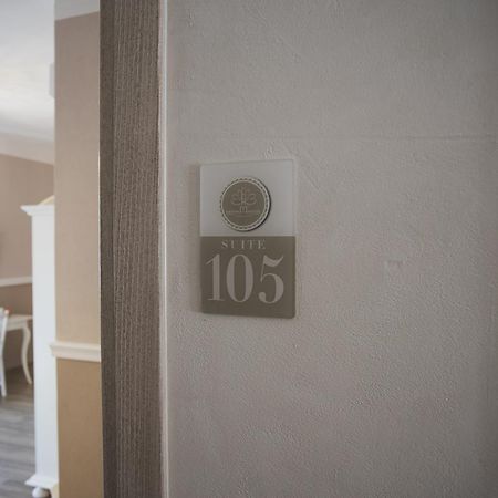 Les Suites Magnolia Olbia Eksteriør billede