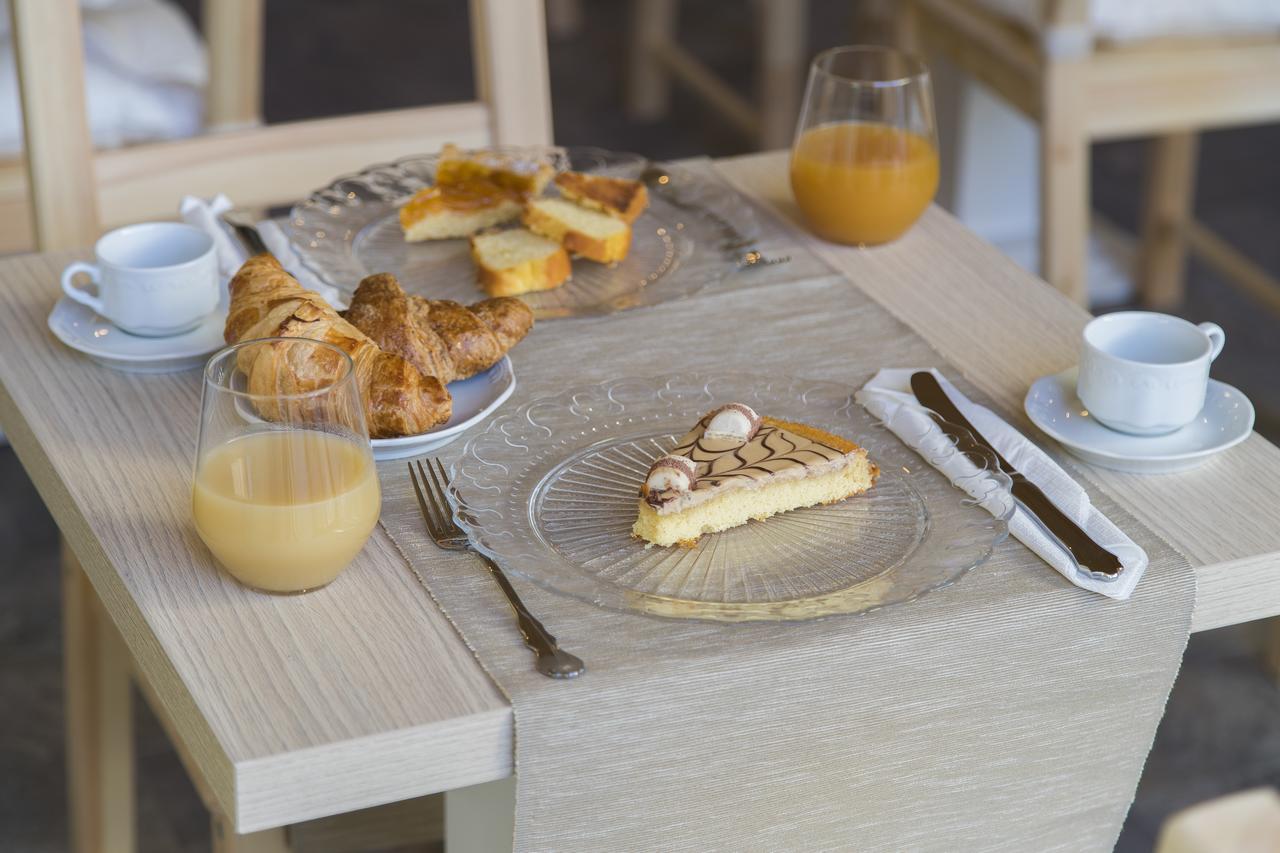 Les Suites Magnolia Olbia Eksteriør billede